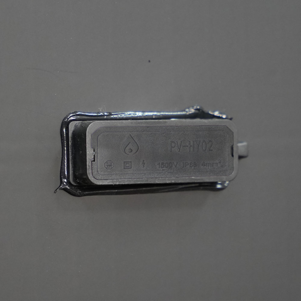 M166H660 350-385W Jednosklo celé čierne